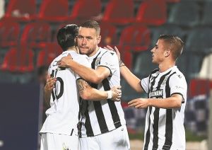 Περιμένει το δώρο