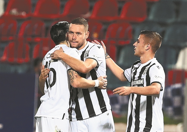 Περιμένει το δώρο