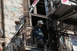 Σύλληψη 56χρονου για εμπρησμό σε παλιό νεοκλασικό στην Ερμού