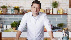 Τζέιμι Ολιβερ : Εχασε 12 κιλά κάνοντας μικρές διατροφικές αλλαγές