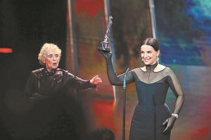 Θρίαμβος «Ευνοούμενης» και Λάνθιμου στα Ευρωπαϊκά Βραβεία Κινηματογράφου