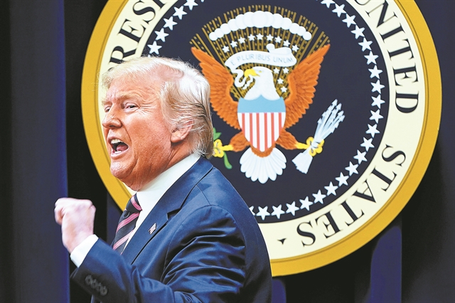 Ο Τραμπ ανακάλυψε τον… πόλεμο των άστρων