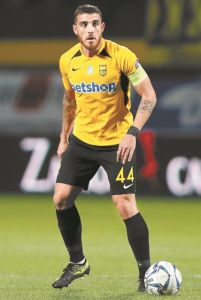 Ο Βέλεθ ανοίγει τις ανανεώσεις