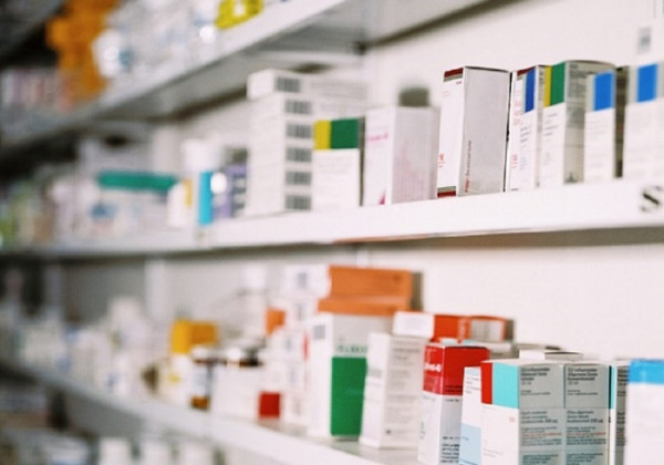 Κικίλιας: Σε φαρμακεία και ιδιωτικές κλινικές η διάθεση ογκολογικών φαρμάκων το 2020