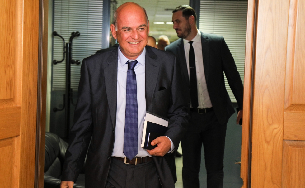 Γραμμένος : Δίωρη συνέντευξη παρωδία από τον πρόεδρο της ΕΠΟ,