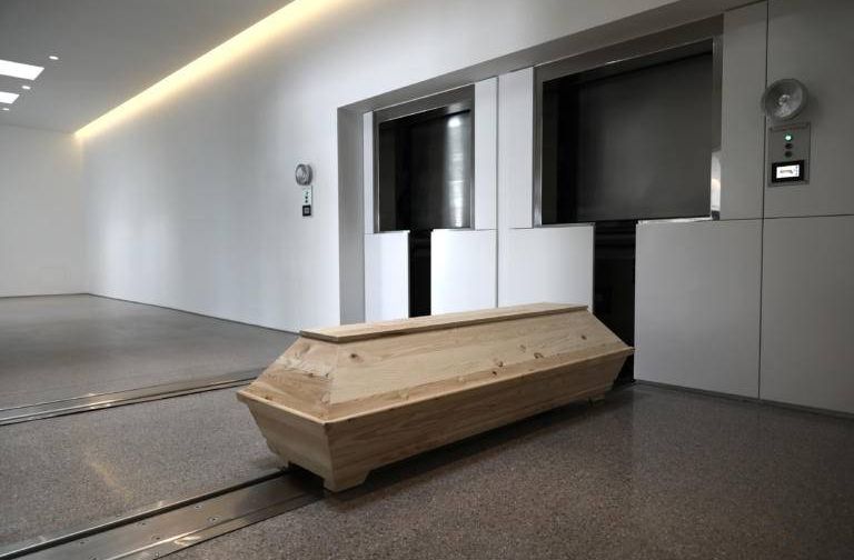 Κρήτη: «Ανοίγει ο δρόμος για αποτεφρωτήριο νεκρών»