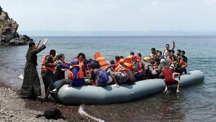 Πάνω από 870 άτομα στα νησιά του Αιγαίου μέσα σε 4 ημέρες