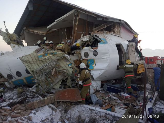 Καζακστάν : Διάσταση απόψεων για τα αίτια του αεροπορικού δυστυχήματος