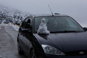 Βαρυχειμωνιά: Tα SOS επιβίωσης σε χιονοπτώσεις και παγετό