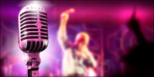 Έκατοντάδες τραγουδιστές έσπασαν το ρεκόρ Γκίνες καραόκε στην Ινδία