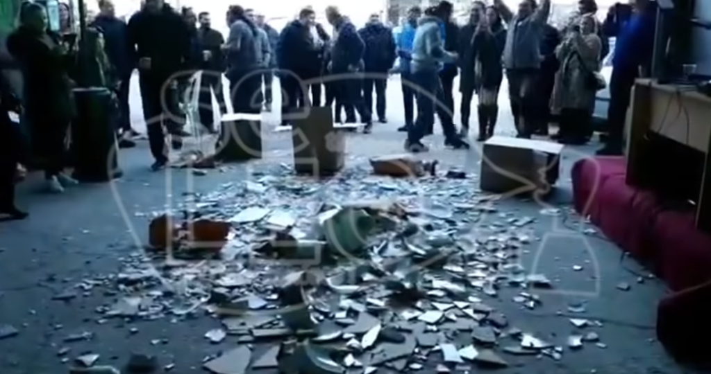 Καβάλα: Έσπασαν 10.000 πλακάκια και 5 τουαλέτες σε τρικούβερτο γλέντι