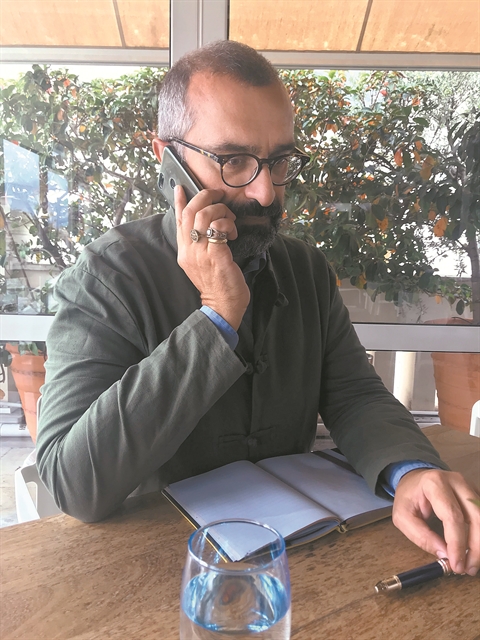 «Μόνο με την κλασική Ελλάδα δεν μπαίνουμε στα μεγάλα σαλόνια»