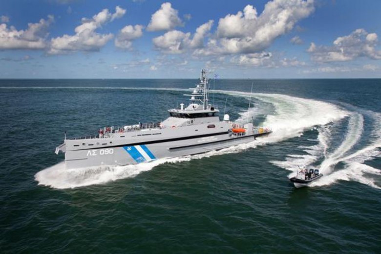 Ακυβέρνητο εμπορικό πλοίο μεταξύ Λέσβου και Σκύρου