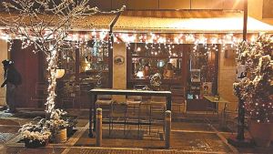 Match Point, Πατησίων και Aινιάνος 1