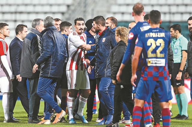 Υπέβαλε μηνύσεις και στους πέντε του Βόλου!