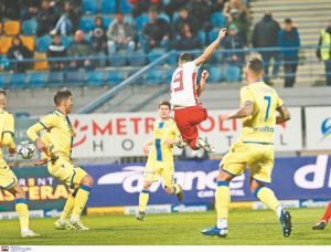 Διαπιστευτήρια τίτλου στην Τρίπολη