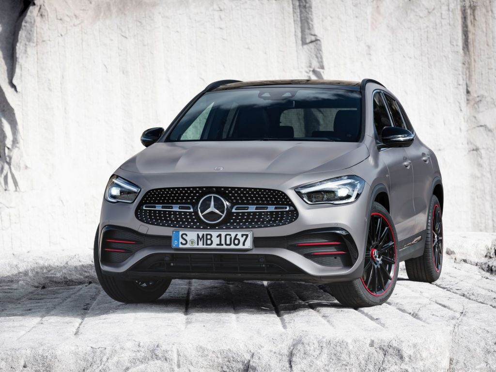 Nέα Mercedes-Benz GLA: Αποκαλύφθηκε η νέα γενιά, με την άνεση και την τεχνολογία να υπερτερούν