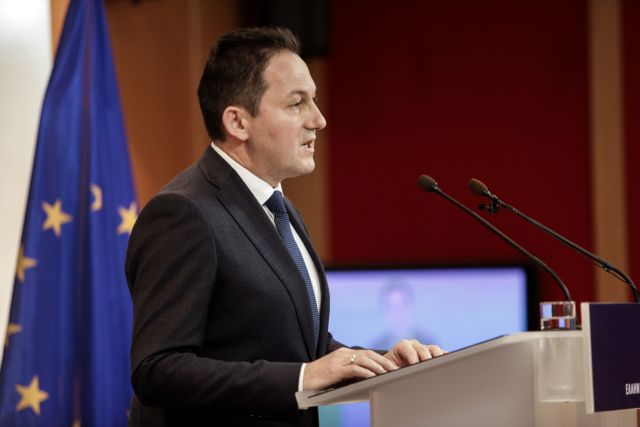 Πέτσας για Τσαβούσογλου : Μακριά η προσφυγή στη Χάγη