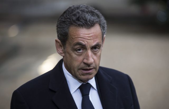 Στην Αθήνα ο Νικολά Σαρκοζί – Θα δειπνήσει με τον Νίκο Δένδια