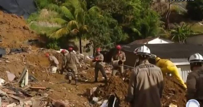 Βραζιλία: Επτά νεκροί και καταστροφές σπιτιών από κατολίσθηση