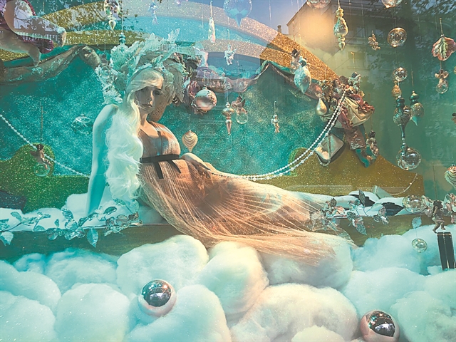 Ο κόσμος των παραμυθιών σε μια βιτρίνα