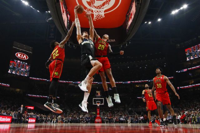 Μεγάλη νίκη για Μπακς και χωρίς τον Αντετοκούνμπο