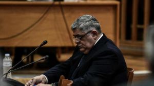 Βγάζουν «λάδι» τον Μιχαλολιάκο και τους Χρυσαυγίτες βουλευτές