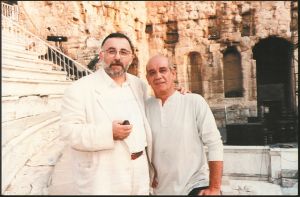 Ο λαϊκός Θάνος Μικρούτσικος