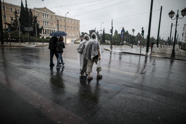 Καιρός: Διπλό κύμα κακοκαιρίας με καταιγίδες τις επόμενες ημέρες | tanea.gr
