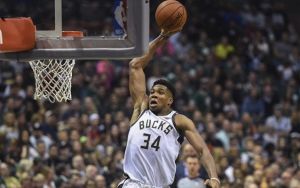 Ασταμάτητοι οι Μιλγουόκι Μπακς – Υπερηχητικός ο Γιάννης