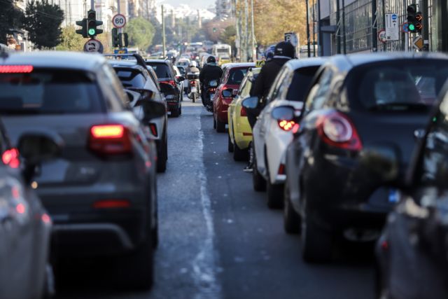 Κομφούζιο στην Κηφισίας λόγω ατυχήματος