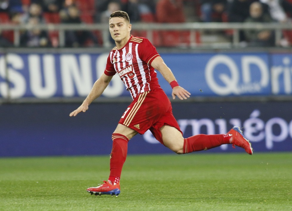 Στα υπόψη της Φενέρμπαχτσε ο Κούτρης