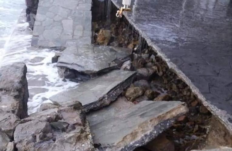 Λήμνος : Σοβαρές ζημιές στην παραλία της Μύρινας από το κύμα κακοκαιρίας