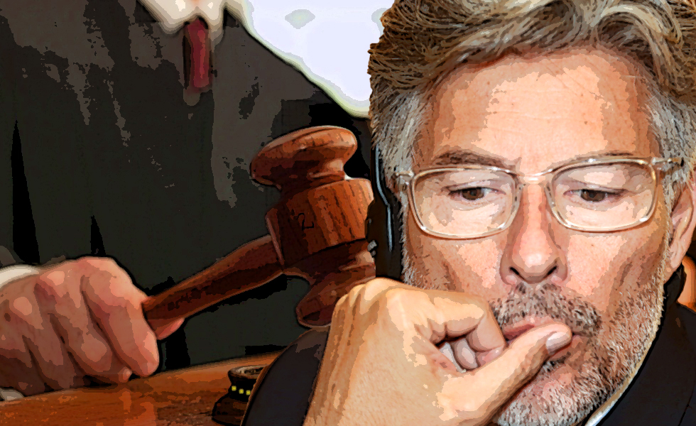 Τι θα συμβεί όταν ο Εισαγγελέας χτυπήσει την πόρτα του Περέιρα;