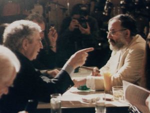 Μίκης Θεοδωράκης: Βαθύ τραύμα στο ελληνικό τραγούδι η απώλεια του Θάνου Μικρούτσικου