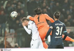 Στριμωγμένοι στην παράταση