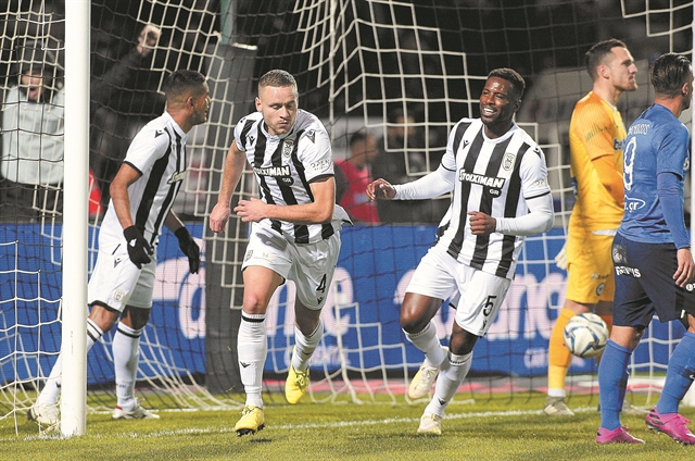 Χριστούγεννα στην κορυφή