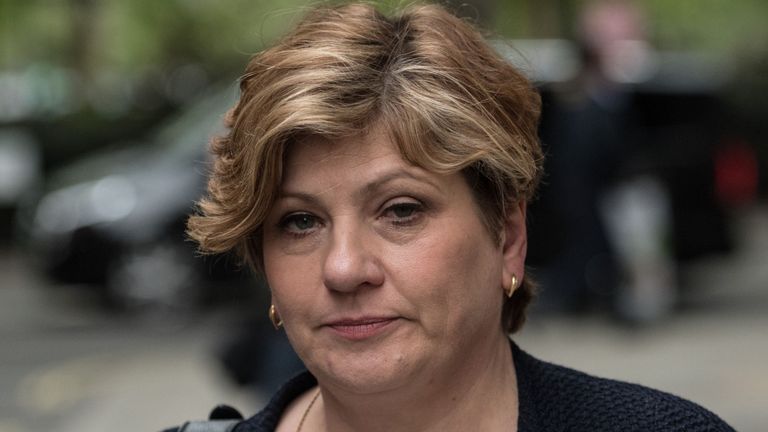 Βρετανία: Η Έμιλι Θόρνμπερι θα είναι υποψήφια για την ηγεσία των Εργατικών