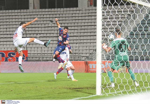 «Στον προπονητή μας με αγάπη»