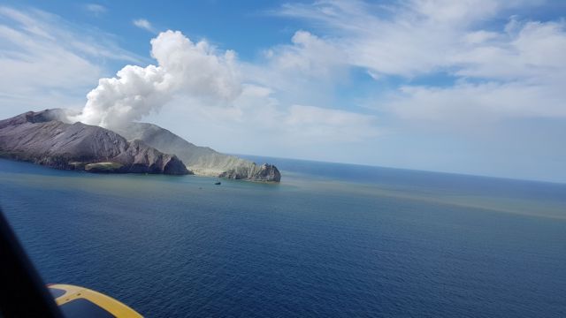 Φόβοι για νέες εκρήξεις του ηφαιστείου στο νησί Γουάιτ