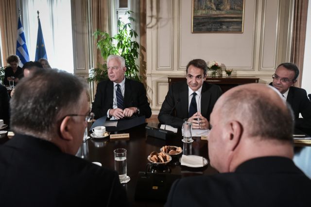 Δημοσκόπηση : Τι γνώμη έχουν οι πολίτες για τους υπουργούς της κυβέρνησης