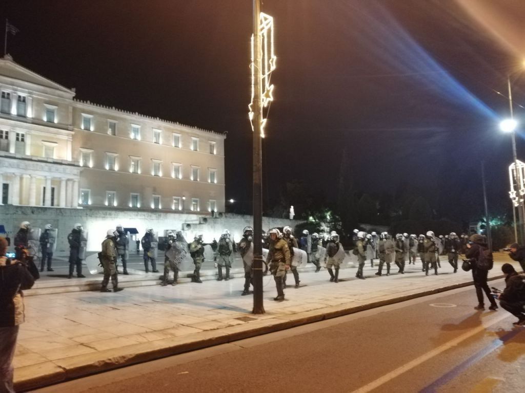 Πορεία Γρηγορόπουλου : «Αστακός» η Βουλή – Έντονη αστυνομική παρουσία στο κέντρο