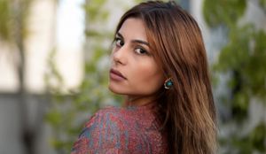 Ελευθερία Ελευθερίου : Ντύθηκε νυφούλα η όμορφη τραγουδίστρια