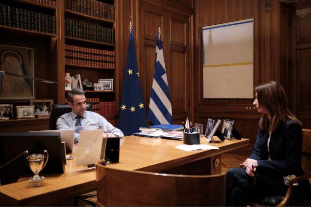 ΣΥΡΙΖΑ: Κατώτερος των περιστάσεων ο Μητσοτάκης – ΝΔ: Ο ΣΥΡΙΖΑ απαντά στις συνιστώσες του