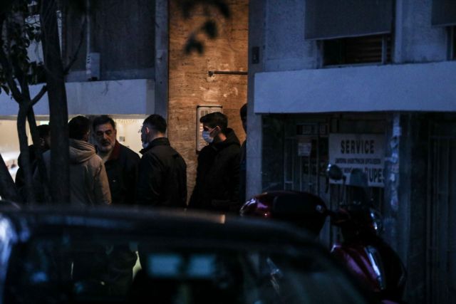 Φονικό στα Πετράλωνα: Στον εισαγγελέα τη Δευτέρα ο 21χρονος