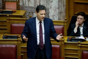 Παράθυρο για νέα μείωση του ΕΝΦΙΑ από τον επόμενο χρόνο