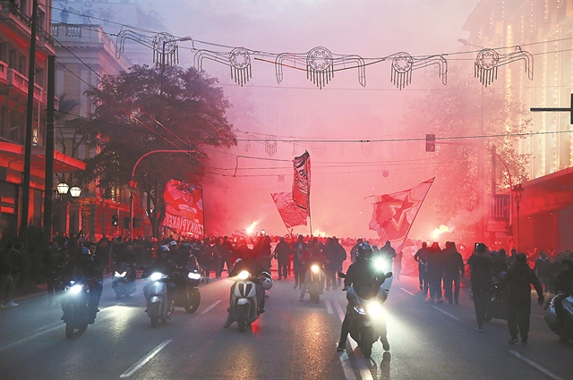 Ο Παπαπέτρου ξυπνάει εφιάλτες