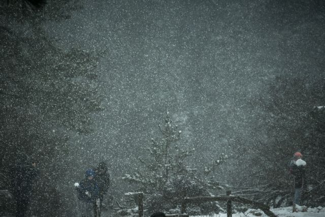 «Ζηνοβία»: Έρχονται χιόνια και στην Αττική