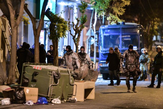 «Μάθημα δημοκρατίας» είδε η κυβέρνηση στο Κουκάκι