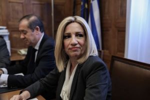 Κόντρα ΝΔ – ΣΥΡΙΖΑ για τα 2 εκατ. στη Θεολογική Σχολή της Βοστώνης